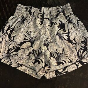 Old Navy Tropical Black and White Women Shorts